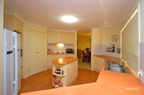 2 Honeygem Pl, Birkdale, QLD 4159