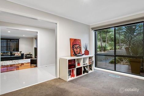 Property photo of 38 Lawrence Drive Berwick VIC 3806