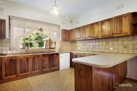 Property photo of 10 Munro Street Kew East VIC 3102