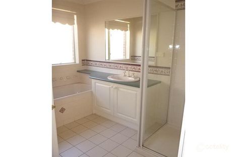 Property photo of 1 Waterville Vista Cranbourne VIC 3977