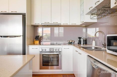 Property photo of 11/2 Fraser Avenue Miami QLD 4220