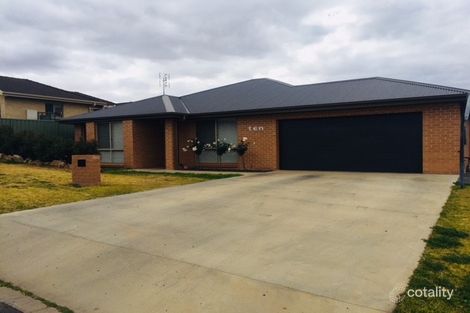 Property photo of 10 Vaucluse Place Parkes NSW 2870