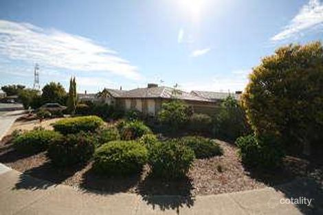 Property photo of 2 Hurtle Court Woodcroft SA 5162