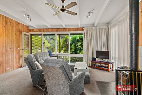 Property photo of 15 Seascape Avenue Cowes VIC 3922