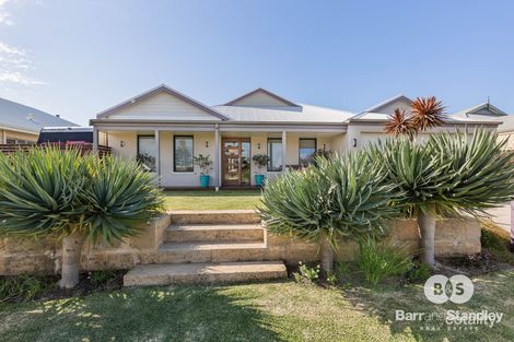 Property photo of 25 Naroona Drive Dalyellup WA 6230