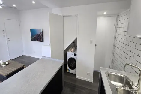 Property photo of 8 Pear Street Runcorn QLD 4113