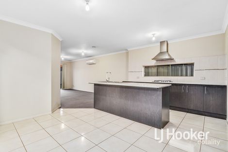Property photo of 16 Willowtree Drive Pakenham VIC 3810