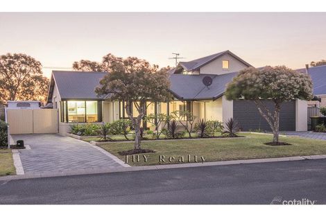 Property photo of 24 Spindrift Cove Quindalup WA 6281