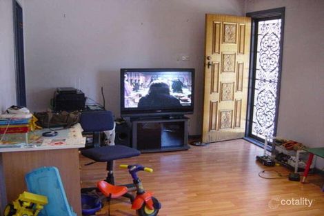 Property photo of 21 Beale Crescent Fairfield West NSW 2165