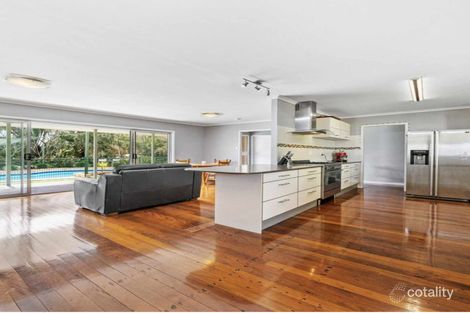 Property photo of 24 Creswick Place Bellbowrie QLD 4070