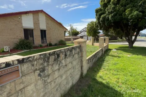 Property photo of 36 Holcombe Road Warnbro WA 6169