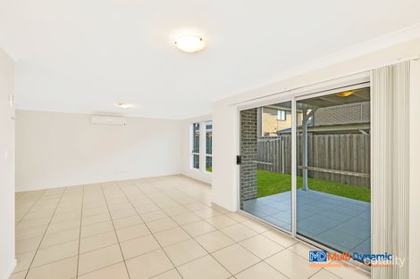 54 Ingleburn Gardens Dr, Bardia, NSW 2565