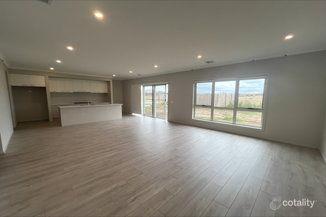 Property photo of 9 George Albert Drive Traralgon VIC 3844