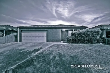 Property photo of 16 Lapis Street Koo Wee Rup VIC 3981