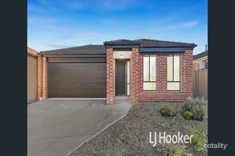 21 Archers Field Dr, Cranbourne East, VIC 3977