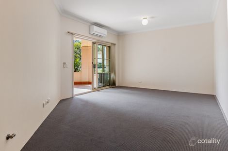 Property photo of 2/4 Mortimer Lewis Drive Huntleys Cove NSW 2111