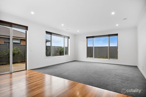 Property photo of 14 Marxsen Parade Lucas VIC 3350
