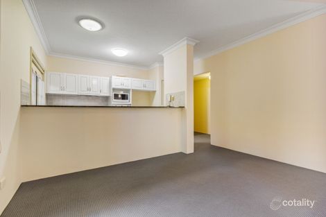 Property photo of 2/4 Mortimer Lewis Drive Huntleys Cove NSW 2111