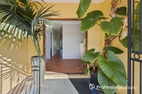 Property photo of 39 Bacchante Circle Ocean Reef WA 6027