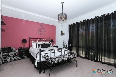 Property photo of 14 Ohio Place Marangaroo WA 6064