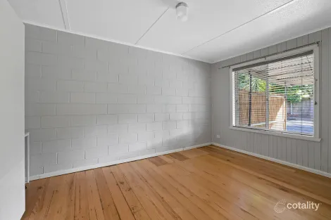 Property photo of 3/203 Princes Way Drouin VIC 3818
