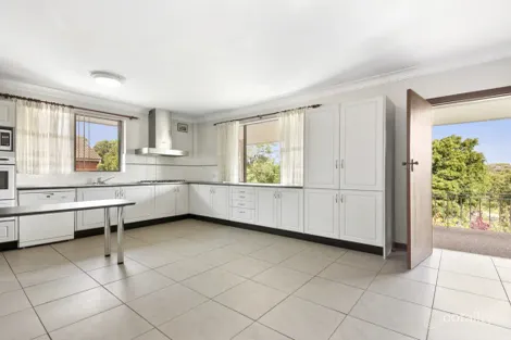 37 Lakeview Pde, Warriewood, NSW 2102