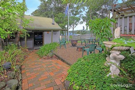 Property photo of 22 Acacia Street Fishermans Paradise NSW 2539