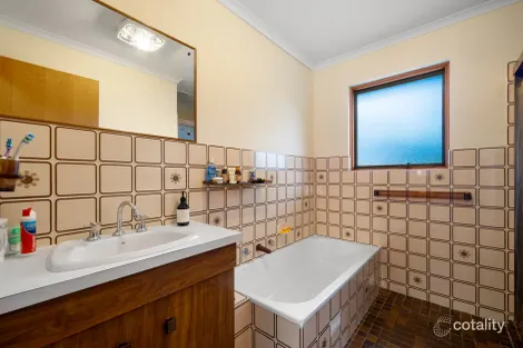 Property photo of 18 Mepsted Crescent Athelstone SA 5076