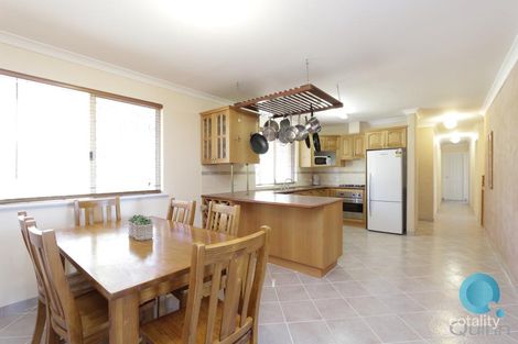 Property photo of 12 Sapphire Court Mount Richon WA 6112