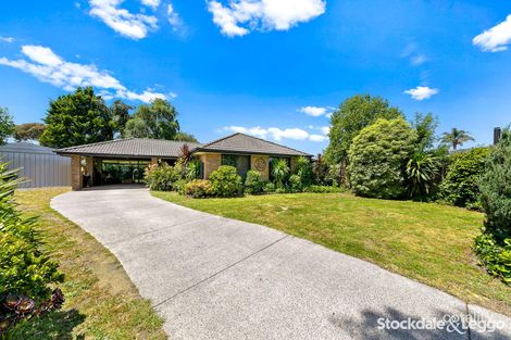 Property photo of 8 Diane Close Pakenham VIC 3810