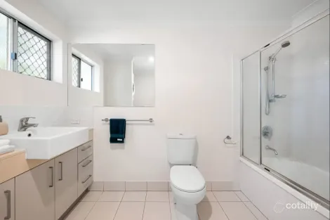 Property photo of 5/216 Riding Road Balmoral QLD 4171