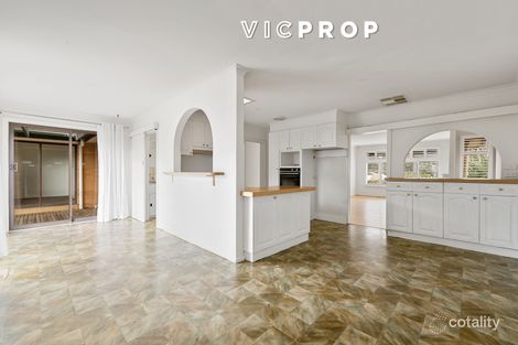 Property photo of 17 Chessell Street Mont Albert North VIC 3129