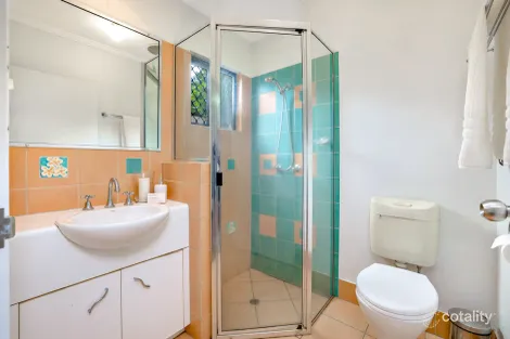 Property photo of 16 Moth Close Edmonton QLD 4869