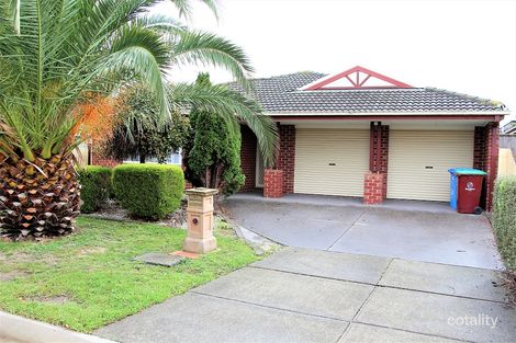 24 BOUNTY WAY, BERWICK, VIC 3806