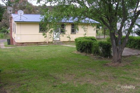 Property photo of 110W Apsley Street Walcha NSW 2354