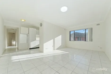 Property photo of 5/28 Broadarrow Road Narwee NSW 2209