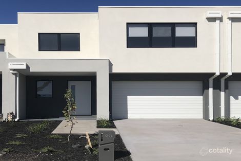 Property photo of 93 Willow Glen Boulevard Cranbourne VIC 3977