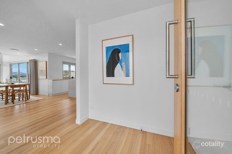 Property photo of 1/64 Kaoota Road Rose Bay TAS 7015