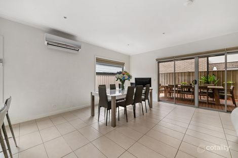 Property photo of 5 Drusilla Place Caroline Springs VIC 3023