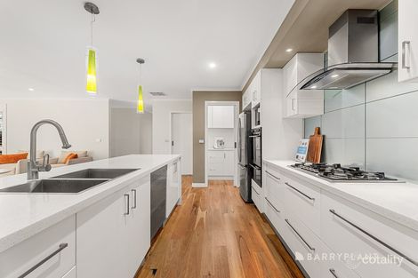 Property photo of 7 Barton Avenue Ferntree Gully VIC 3156