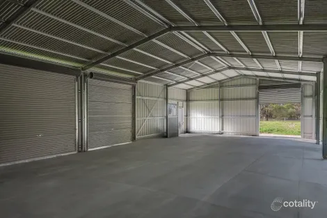 Property photo of 23 Eagleview Place Bannockburn VIC 3331