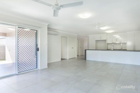 Property photo of 2/1 Rattray Street Bushland Beach QLD 4818