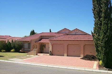 12 Allen-Williams Pde, Winthrop, WA 6150