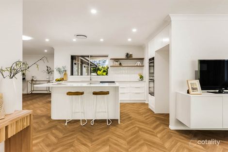 3 Silkyoak Way, Albany Creek, QLD 4035