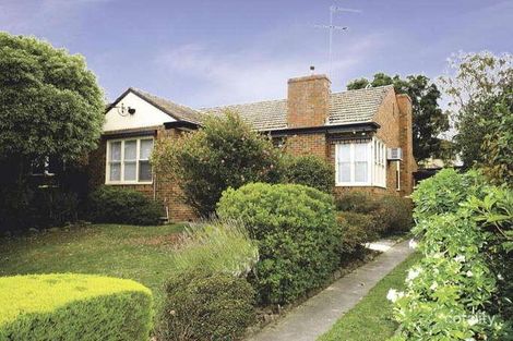 4 Flora Gr, Ivanhoe East, VIC 3079