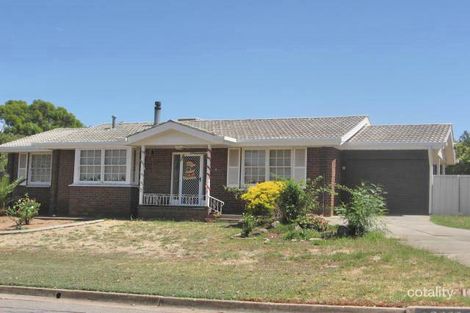 19 Lindsay Ave, Valley View, SA 5093