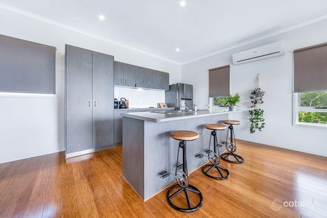 Property photo of 10 Yachtsmans Parade Cannonvale QLD 4802