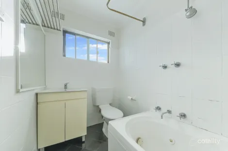 Property photo of 5/28 Broadarrow Road Narwee NSW 2209