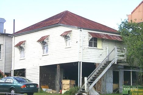 2a Thomas St, Greenslopes, QLD 4120