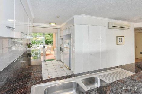 Property photo of 46/135 Macquarie Street Teneriffe QLD 4005